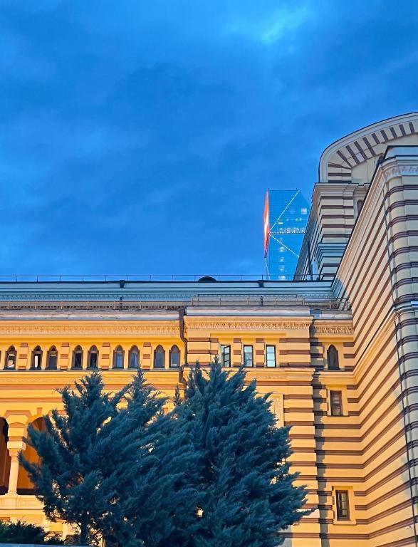 Opera Hotel Тбілісі Екстер'єр фото